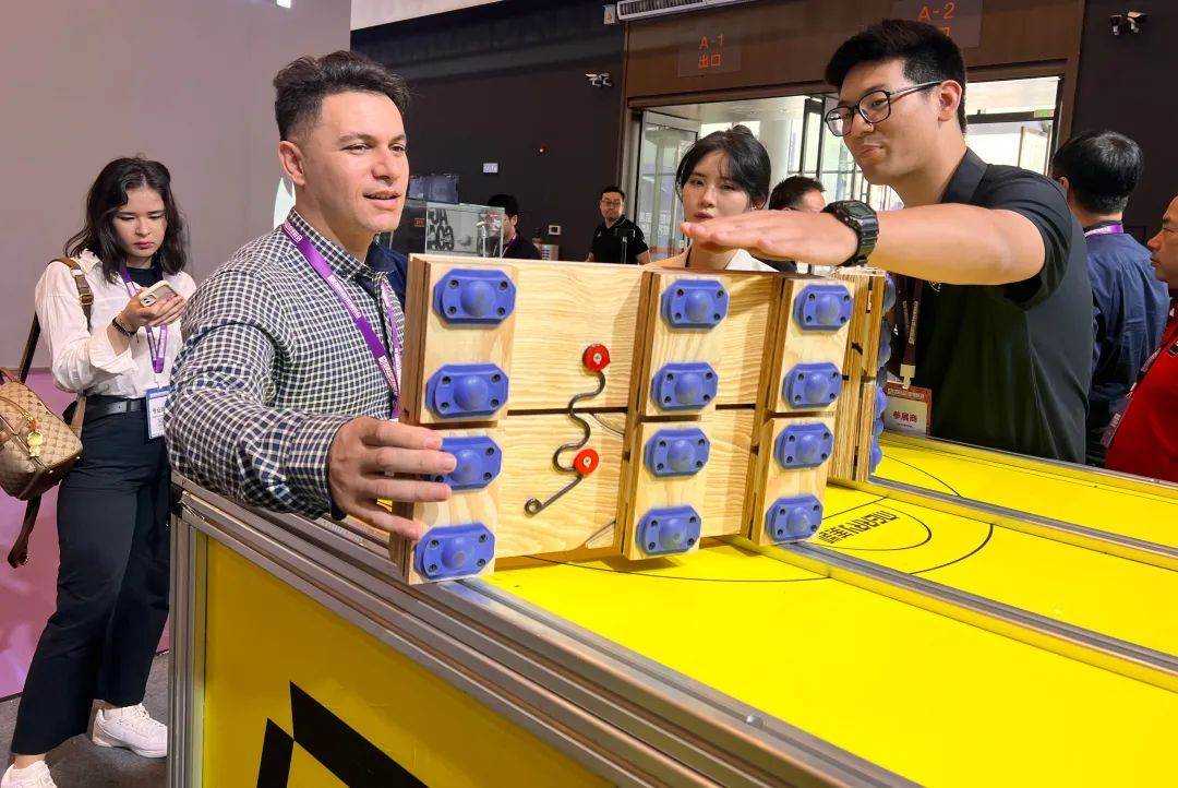 亚星游戏手机版登录入口